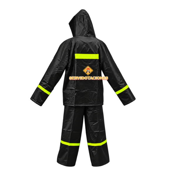 Conjunto impermeable dos piezas negro espalda Conjunto Impermeable Negro
